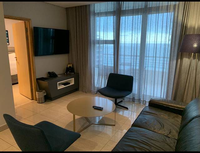 2 BEDROOM APARTMENT FOR SALE IN UMHLANGA CENTRAL